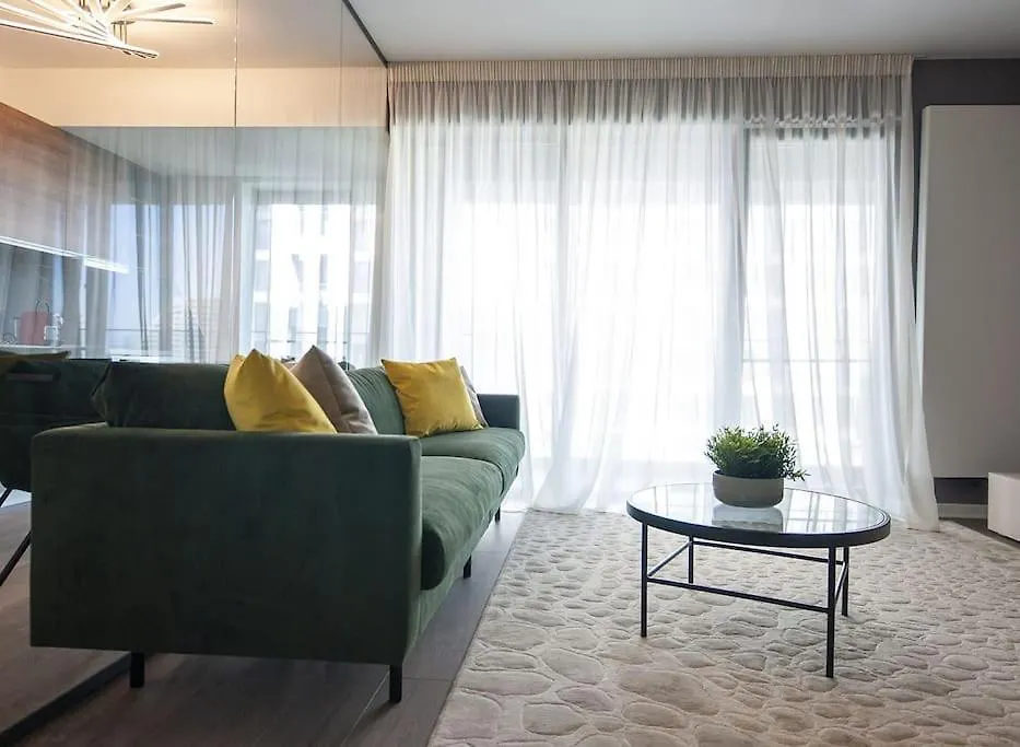 The Shades Of Grey 123 - Cloud9 Residence - Pipera - Floreasca - Barbu Vacarescu Area Bucharest