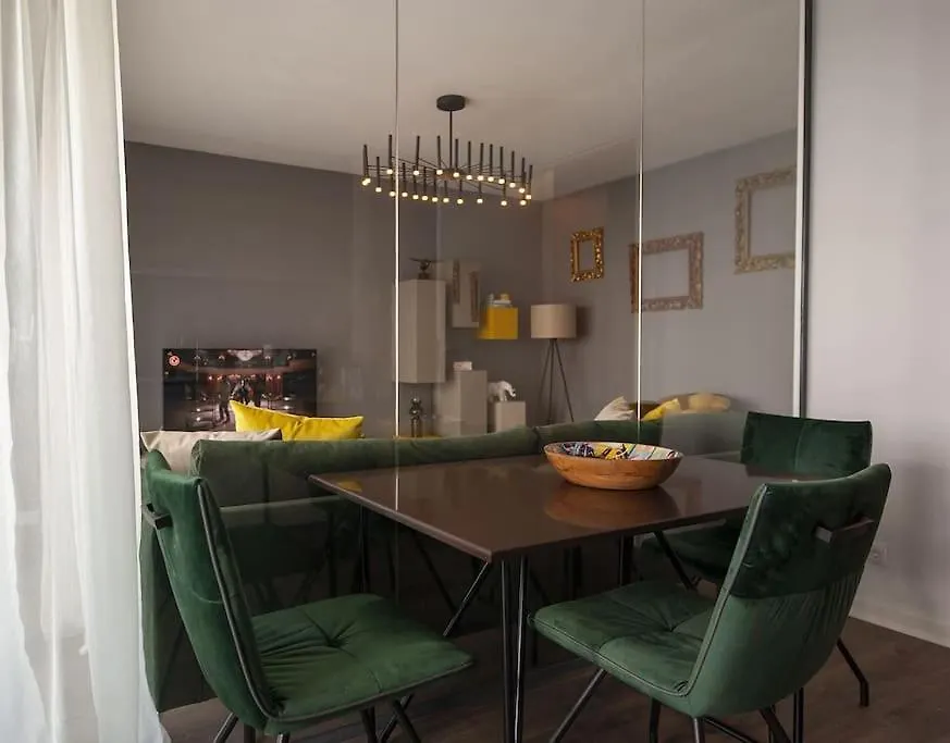 Apartment The Shades Of Grey 123 - Cloud9 Residence - Pipera - Floreasca - Barbu Vacarescu Area Bucharest
